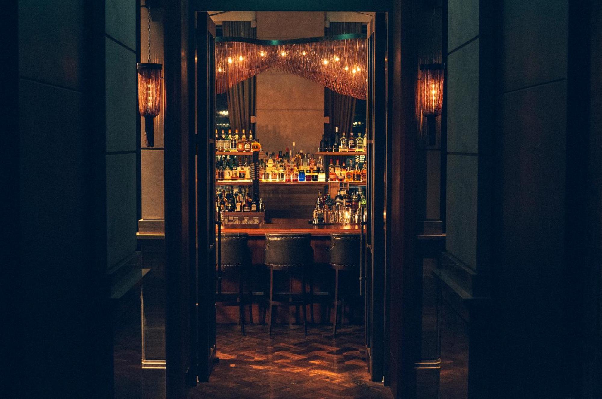 Oriental Hotel Кобе Екстер'єр фото The Bar at The Ivy Temple Row